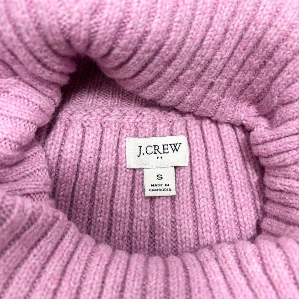 J. Crew Turtleneck Pink Cozy Soft‎ Barbie Winter Sweater Size S - Picture 8 of 9